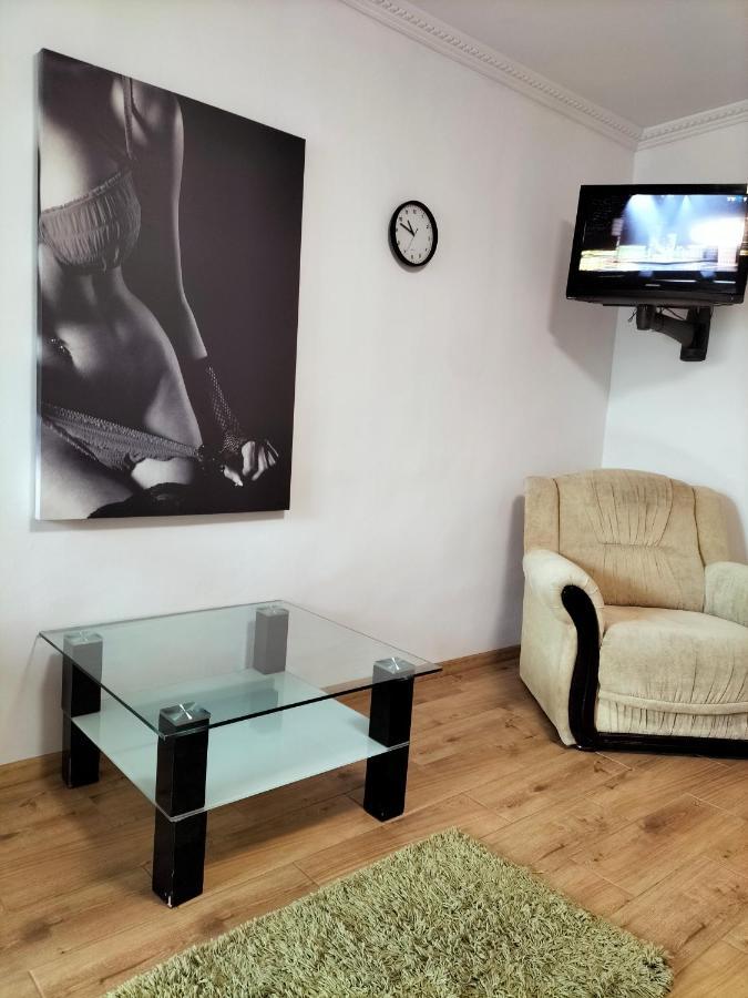 Apartmán Regy Oradea Exteriér fotografie