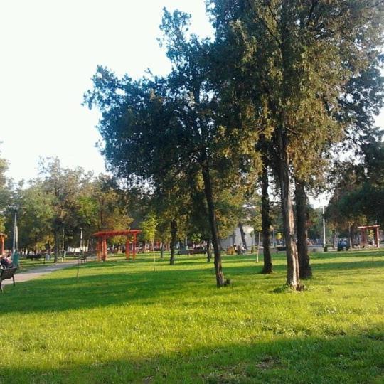 Apartmán Regy Oradea Exteriér fotografie